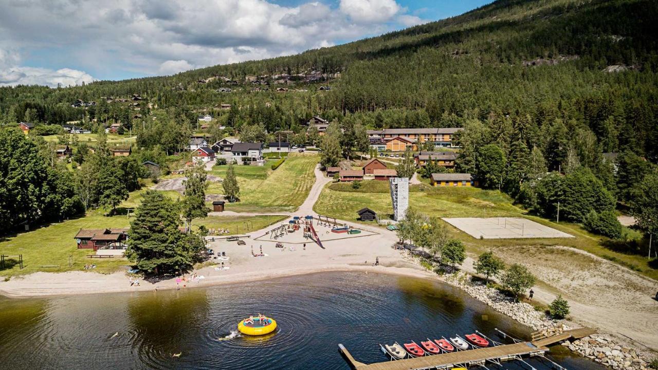 Hytte Naer Vannet, Jacuzzi Og Sauna Vradal Kültér fotó