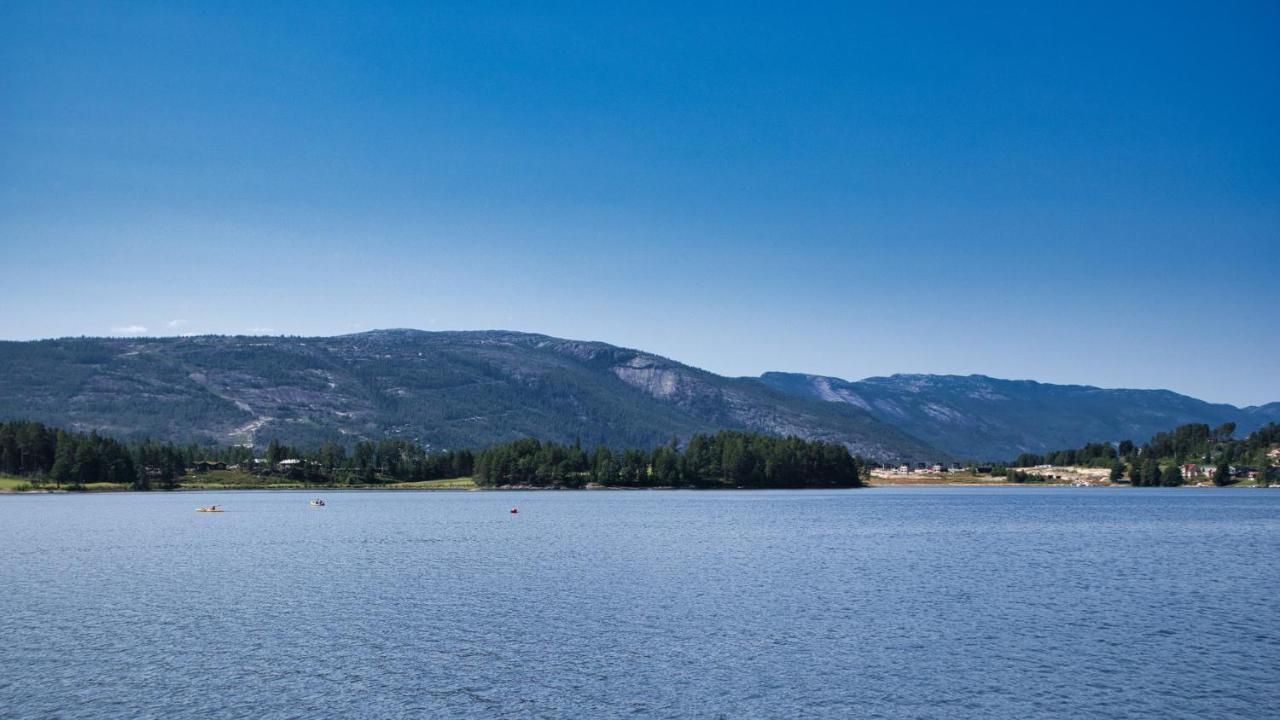 Hytte Naer Vannet, Jacuzzi Og Sauna Vradal Kültér fotó