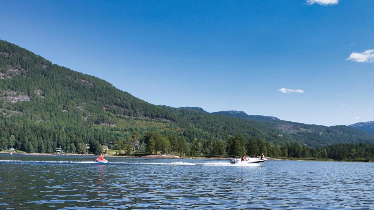 Hytte Naer Vannet, Jacuzzi Og Sauna Vradal Kültér fotó
