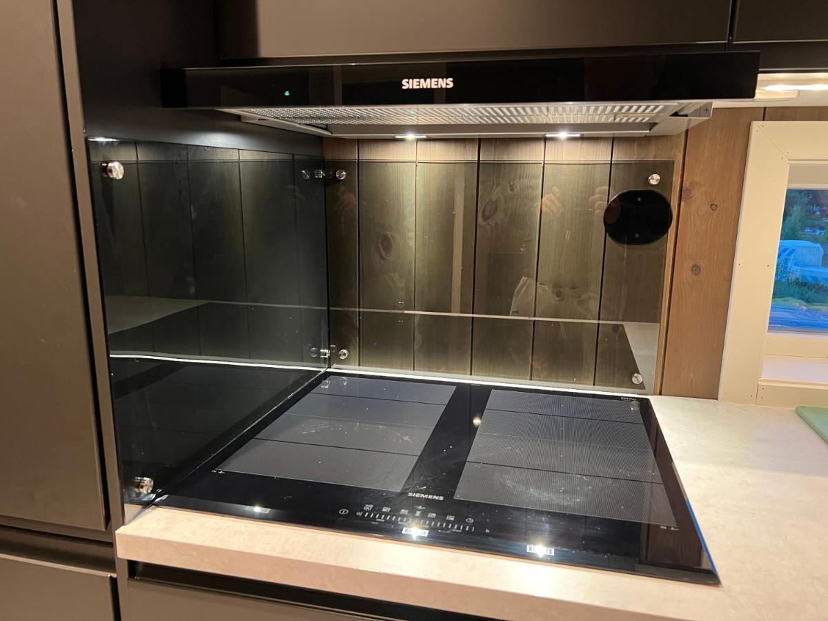 Hytte Naer Vannet, Jacuzzi Og Sauna Vradal Kültér fotó