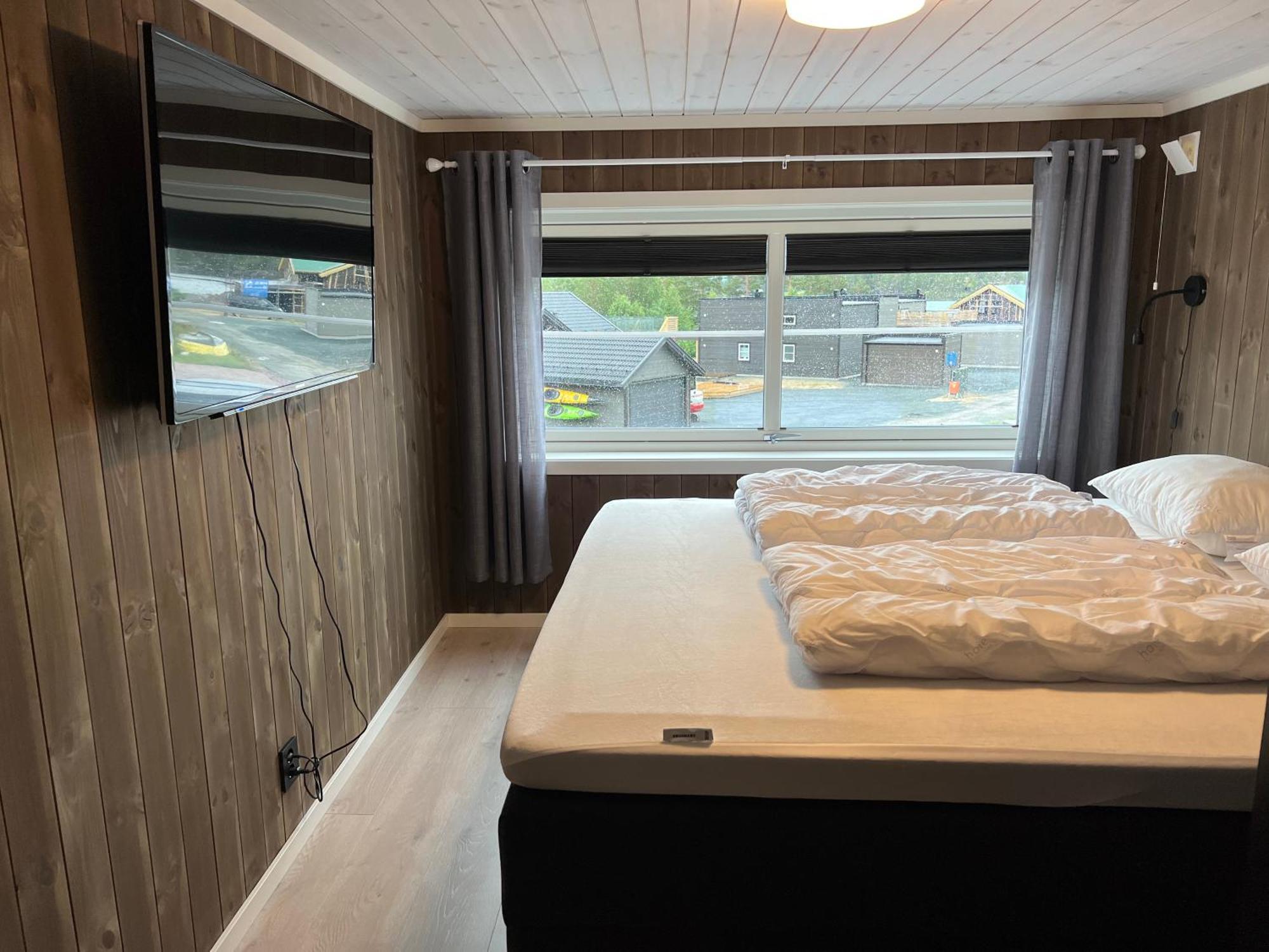 Hytte Naer Vannet, Jacuzzi Og Sauna Vradal Kültér fotó